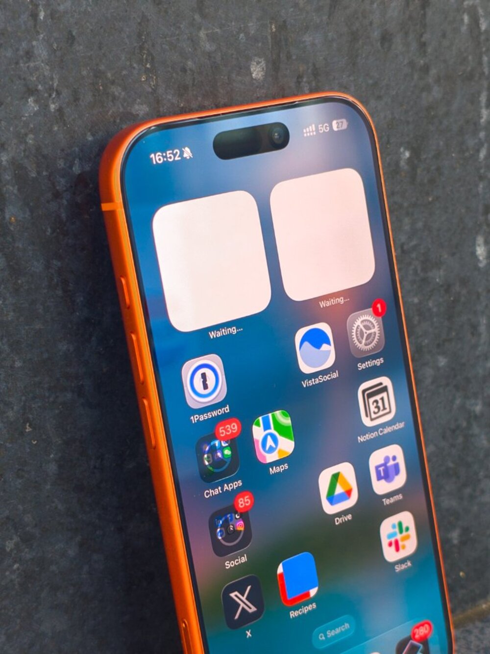 iPhone 17 pro max